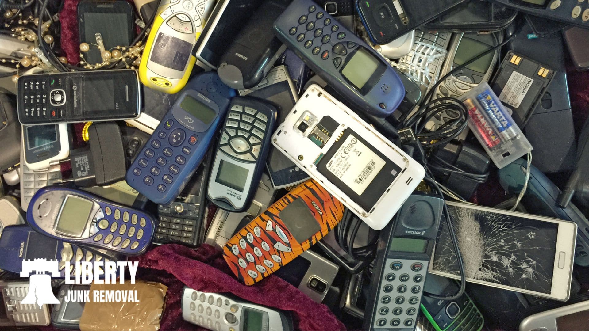 How to Dispose of Old Cell Phone Think Green Liberty Junk Removal